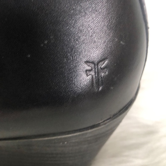 Frye Black Leather Judith Zip Bootie 3471738 Size 10 - Picture 7 of 10